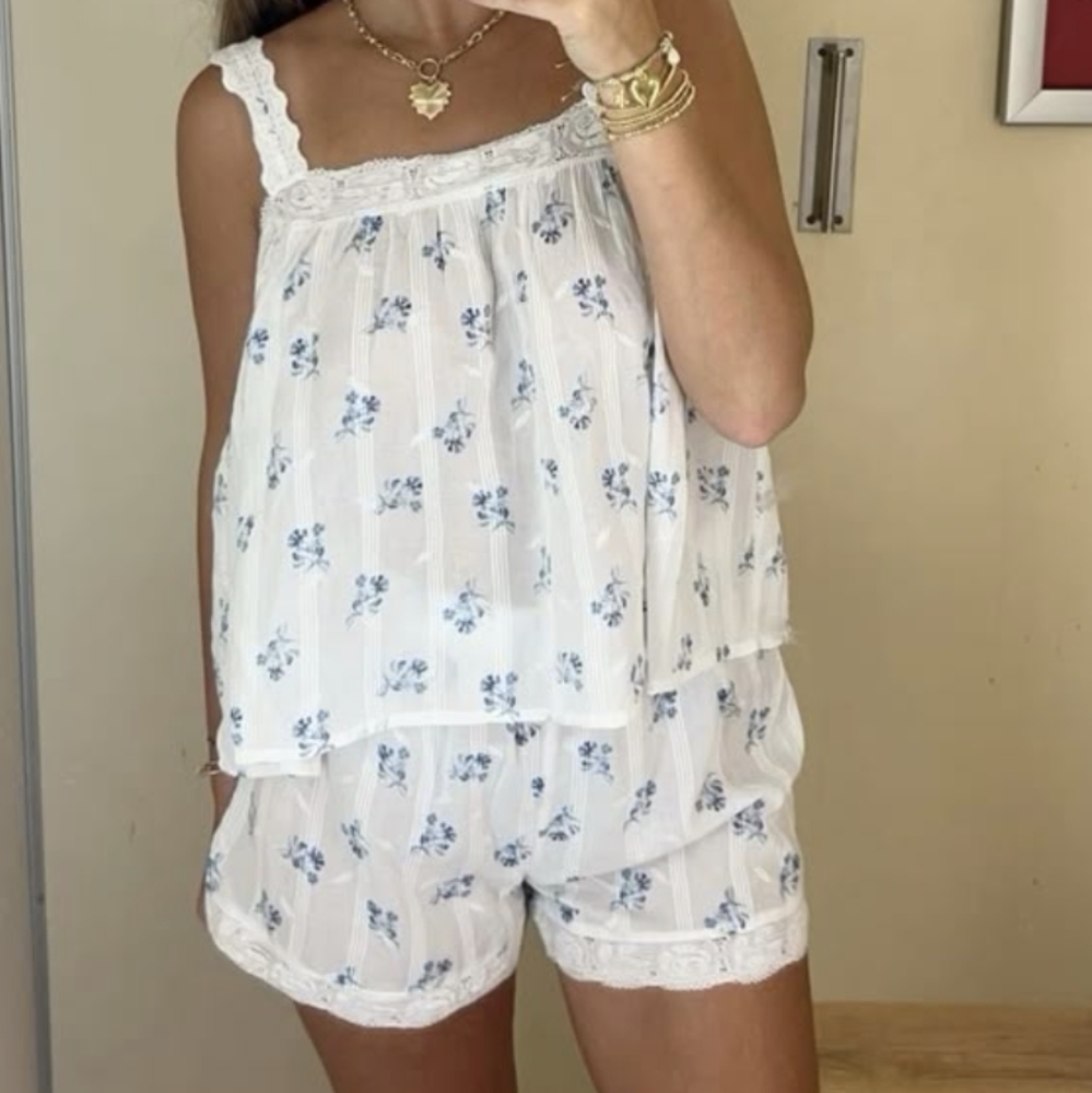 Joie Floral Lace Trim Sleepwear Set